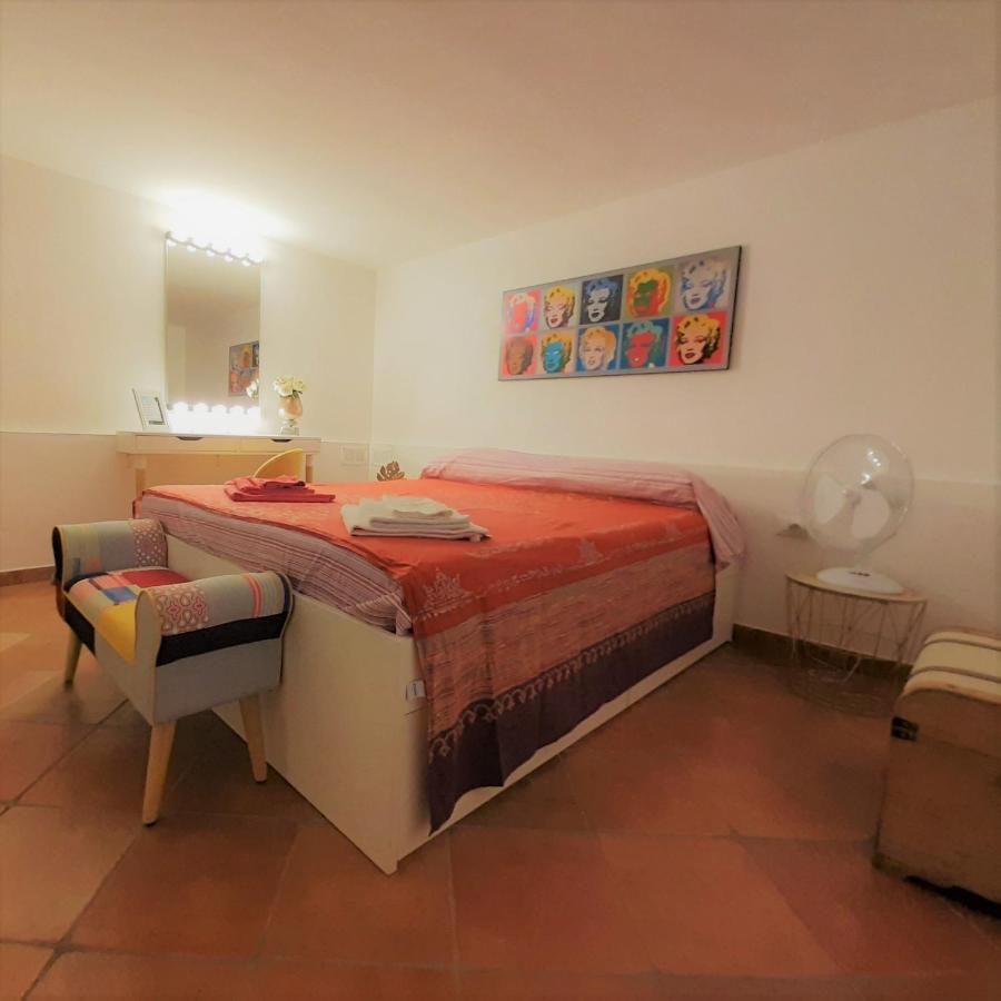 Movie Star Apartment With Garden Firenze Eksteriør bilde